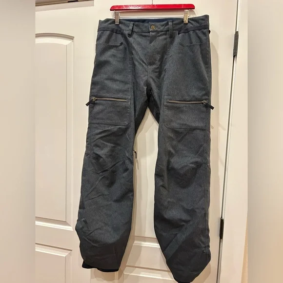 Burton Women’s Dry Ride Ski and Snowboard Pants - Picture 2 of 4